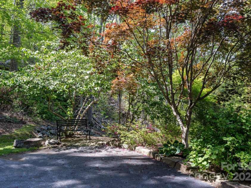 127 Poppy Lane, Asheville, NC 28803.  MLS# CAR4252357, YatesRealty ID 18218. Next to home, Dead End Cul-de-Sac