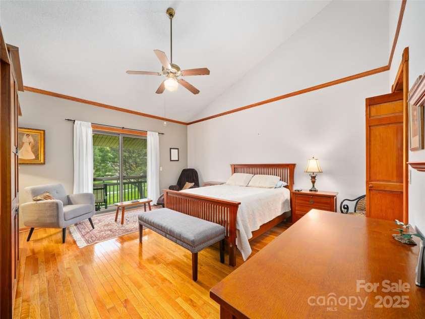 301 Fairway Lane, Spruce Pine, NC 28777.  MLS# CAR4260353, YatesRealty ID 18219. 