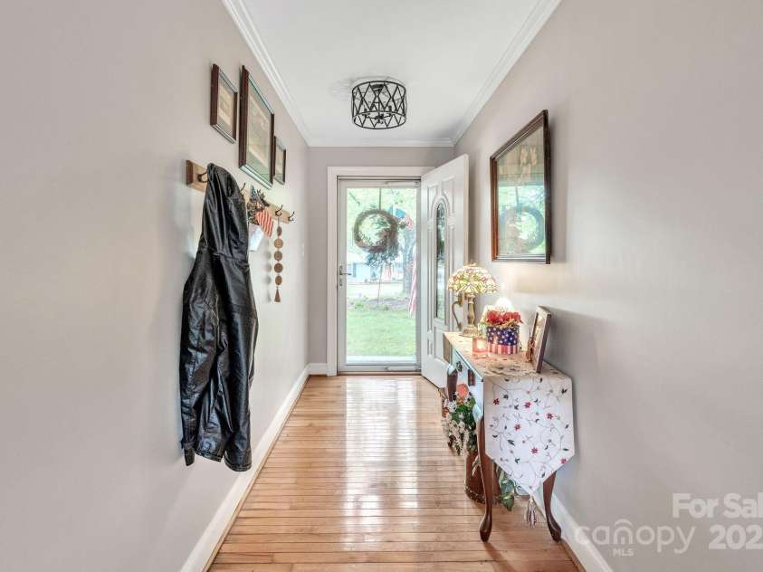 1005 Fieldstone Road, Mooresville, NC 28115.  MLS# CAR4266975, YatesRealty ID 18220. 