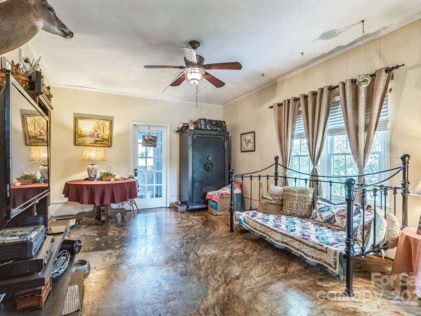 1005 Fieldstone Road, Mooresville, NC 28115.  MLS# CAR4266975, YatesRealty ID 18220. 