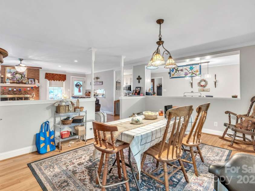 1005 Fieldstone Road, Mooresville, NC 28115.  MLS# CAR4266975, YatesRealty ID 18220. 