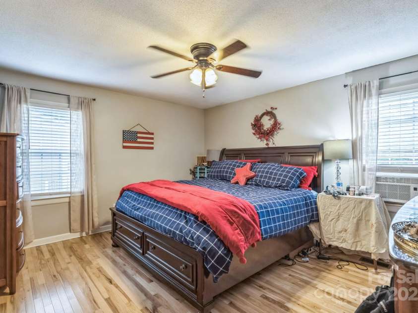 1005 Fieldstone Road, Mooresville, NC 28115.  MLS# CAR4266975, YatesRealty ID 18220. 