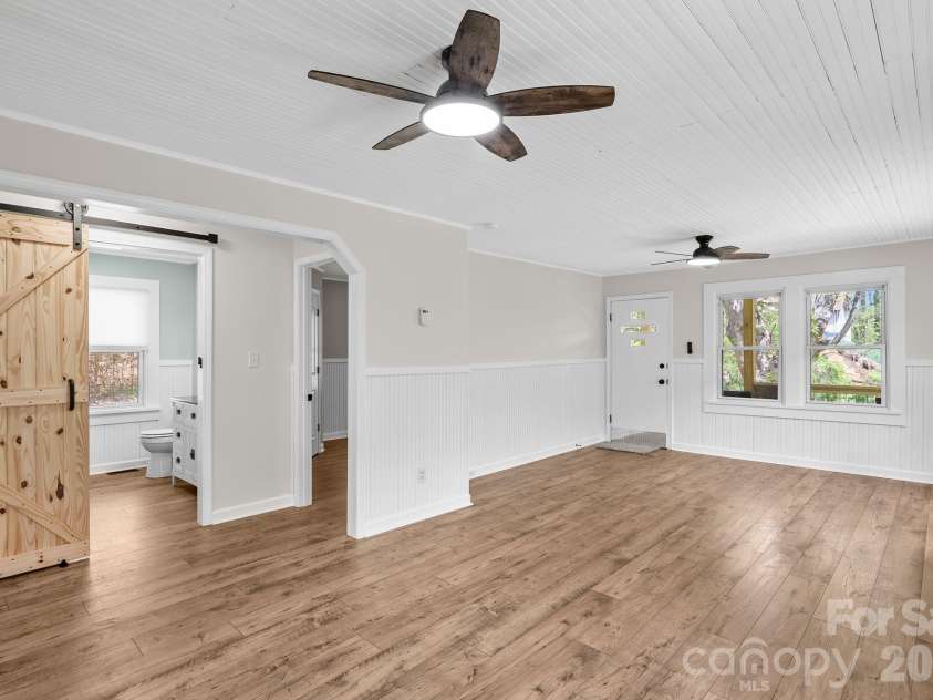 88 Mingus Cove Road, Canton, NC 28716.  MLS# CAR4374984, YatesRealty ID 18220. 
