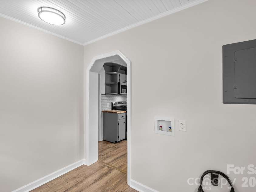 88 Mingus Cove Road, Canton, NC 28716.  MLS# CAR4374984, YatesRealty ID 18220. 