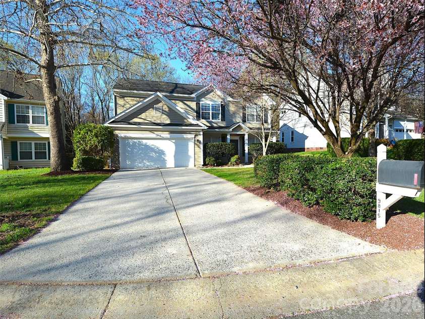 9815 Steed Court, Charlotte, NC 28269.  MLS# CAR4356524, YatesRealty ID 18222. 