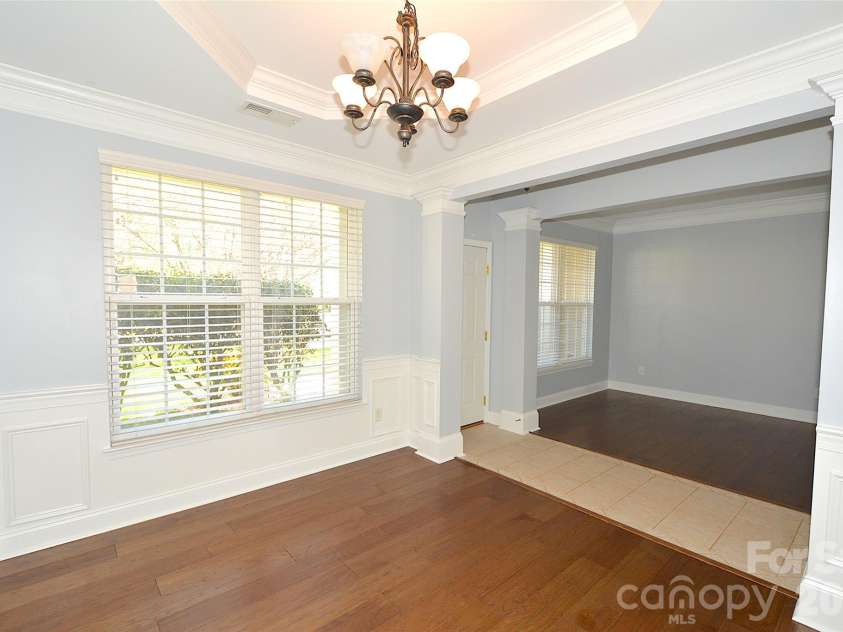 9815 Steed Court, Charlotte, NC 28269.  MLS# CAR4356524, YatesRealty ID 18222. 