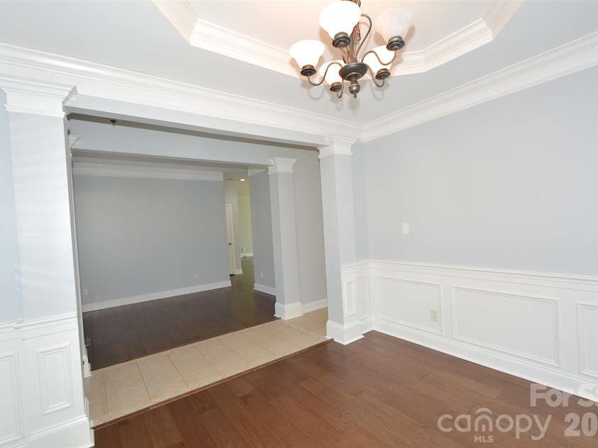 9815 Steed Court, Charlotte, NC 28269.  MLS# CAR4356524, YatesRealty ID 18222. 