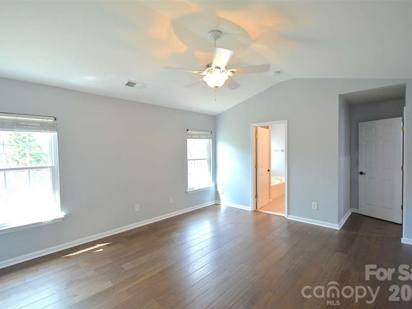 9815 Steed Court, Charlotte, NC 28269.  MLS# CAR4356524, YatesRealty ID 18222. 