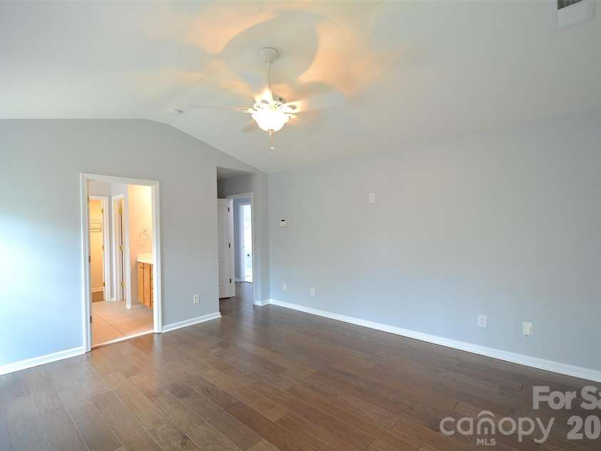 9815 Steed Court, Charlotte, NC 28269.  MLS# CAR4356524, YatesRealty ID 18222. 