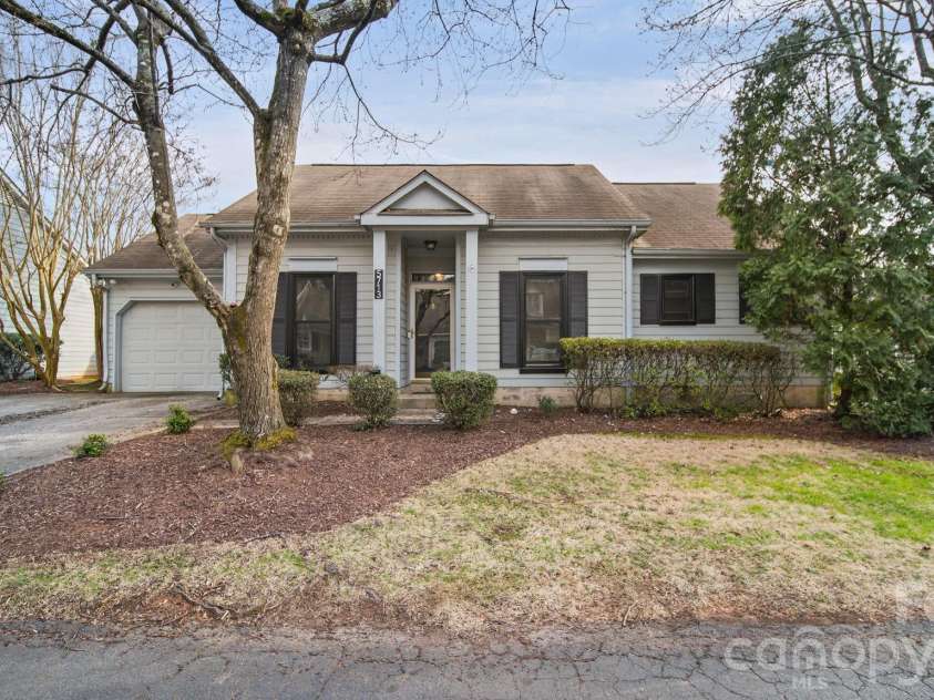 5713 Ebley Lane, Charlotte, NC 28027.  MLS# CAR4340706, YatesRealty ID 18223. 