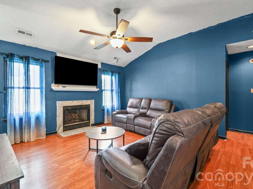 5713 Ebley Lane, Charlotte, NC 28027.  MLS# CAR4340706, YatesRealty ID 18223. 