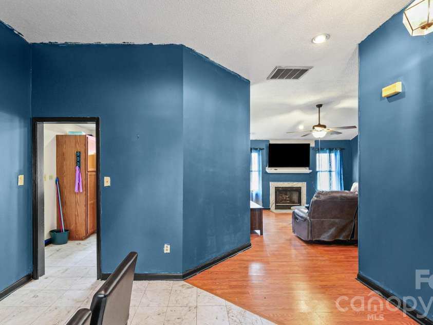 5713 Ebley Lane, Charlotte, NC 28027.  MLS# CAR4340706, YatesRealty ID 18223. 