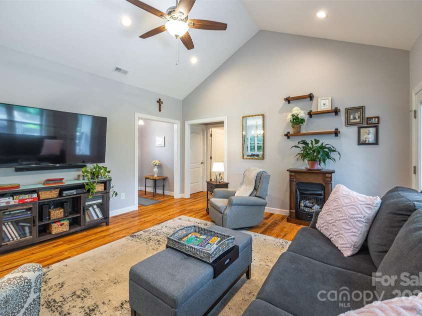 2146 Derby Court, Morganton, NC 28655.  MLS# CAR4263039, YatesRealty ID 18224. 