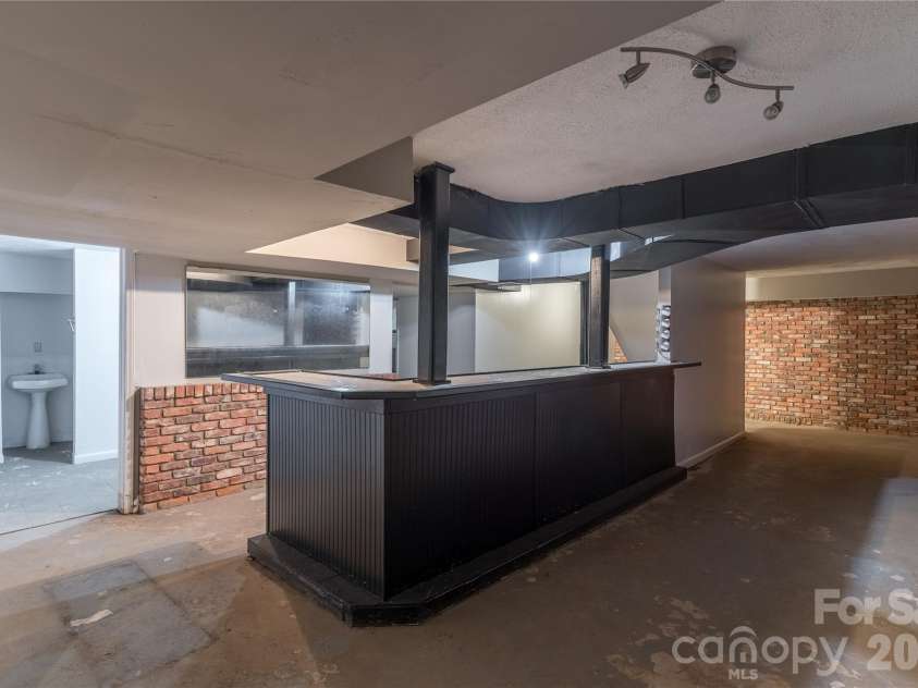 2200 Armstrong Park Drive, Gastonia, NC 28054.  MLS# CAR4363473, YatesRealty ID 18225. Basement