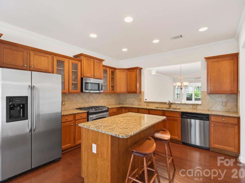 2221 Hartwell Lane, Fort Mill, SC 29707.  MLS# CAR4371460, YatesRealty ID 18226. 