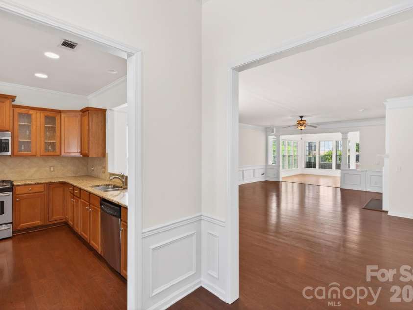 2221 Hartwell Lane, Fort Mill, SC 29707.  MLS# CAR4371460, YatesRealty ID 18226. 