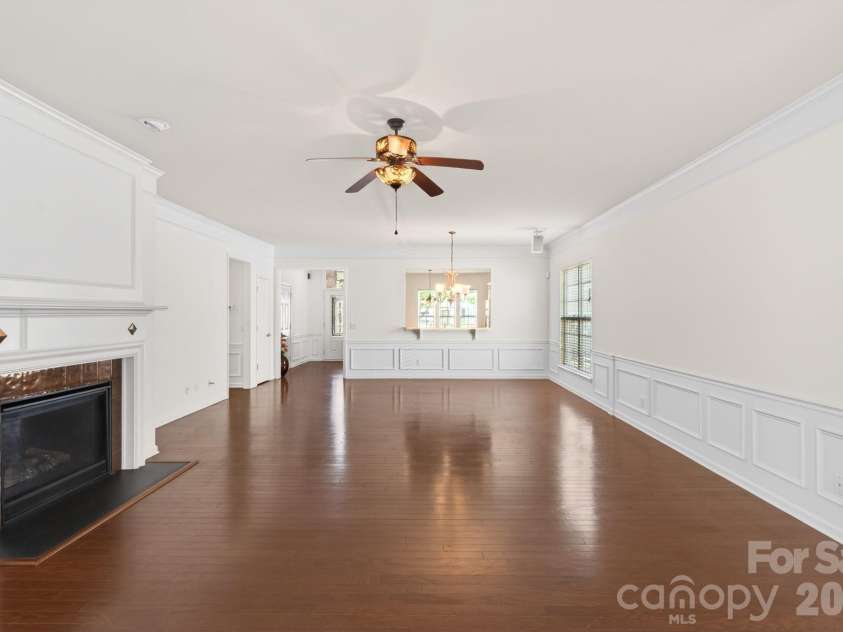 2221 Hartwell Lane, Fort Mill, SC 29707.  MLS# CAR4371460, YatesRealty ID 18226. 