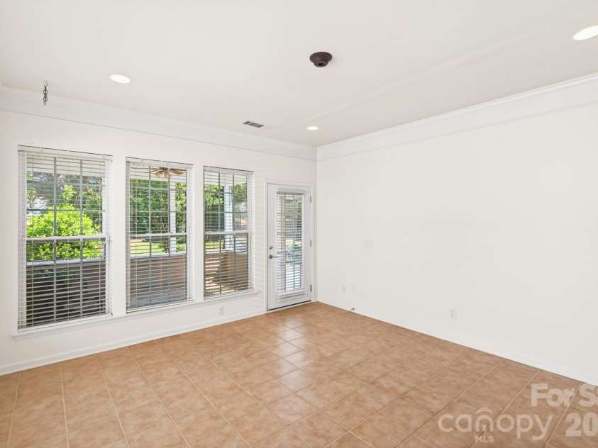 2221 Hartwell Lane, Fort Mill, SC 29707.  MLS# CAR4371460, YatesRealty ID 18226. 