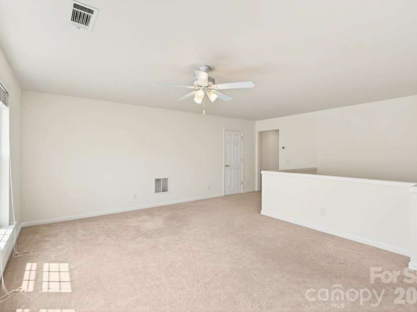 2221 Hartwell Lane, Fort Mill, SC 29707.  MLS# CAR4371460, YatesRealty ID 18226. 