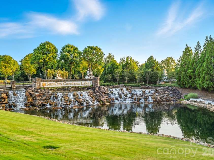2221 Hartwell Lane, Fort Mill, SC 29707.  MLS# CAR4371460, YatesRealty ID 18226. 