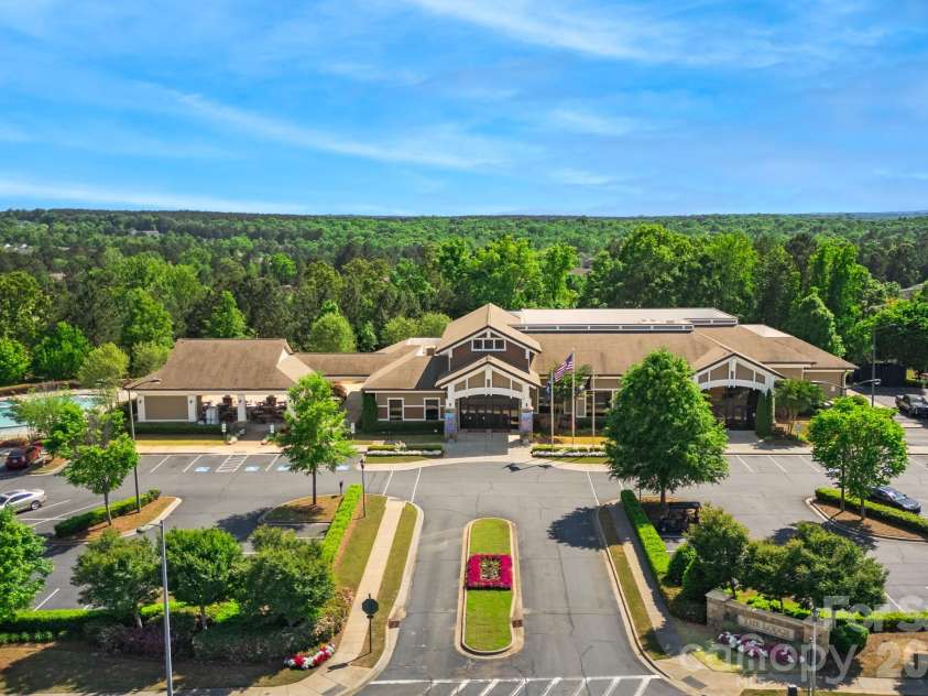2221 Hartwell Lane, Fort Mill, SC 29707.  MLS# CAR4371460, YatesRealty ID 18226. 