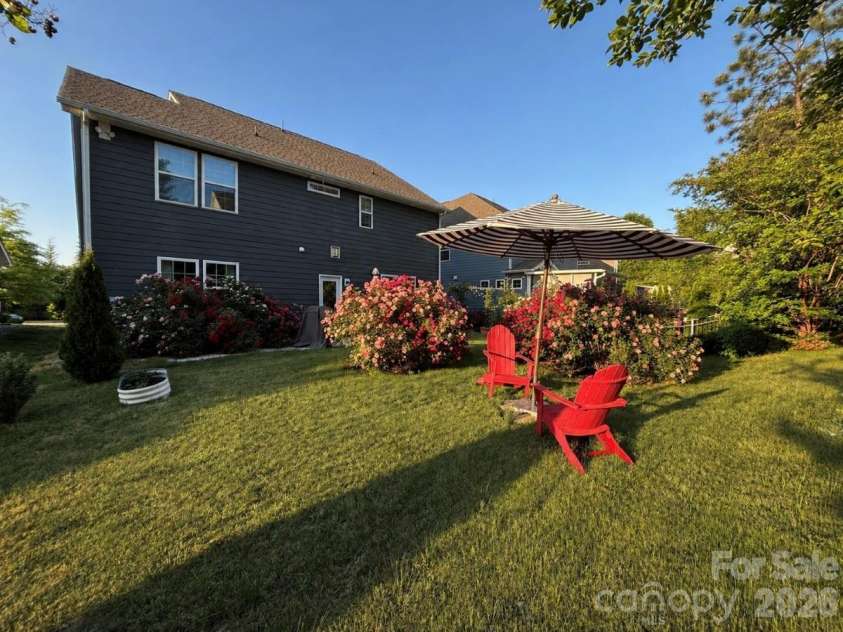 134 Dry Rivers Lane, Mooresville, NC 28117.  MLS# CAR4376553, YatesRealty ID 18227. 