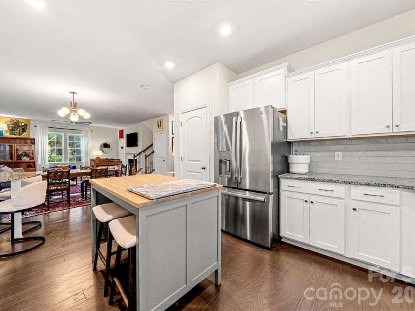 134 Dry Rivers Lane, Mooresville, NC 28117.  MLS# CAR4376553, YatesRealty ID 18227. Kitchen