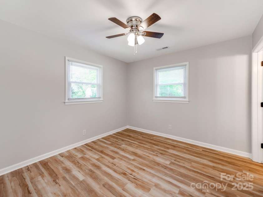 4303 Greenhaven Lane, Gastonia, NC 28056.  MLS# CAR4244474, YatesRealty ID 18228. 