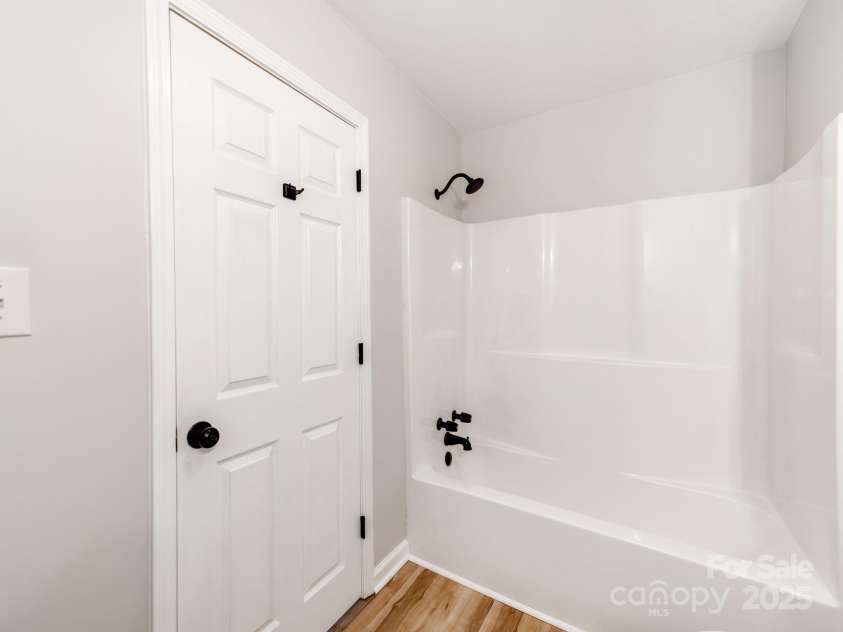 4303 Greenhaven Lane, Gastonia, NC 28056.  MLS# CAR4244474, YatesRealty ID 18228. 