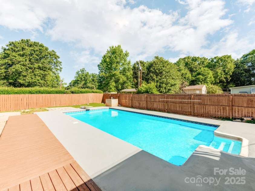 4303 Greenhaven Lane, Gastonia, NC 28056.  MLS# CAR4244474, YatesRealty ID 18228. 