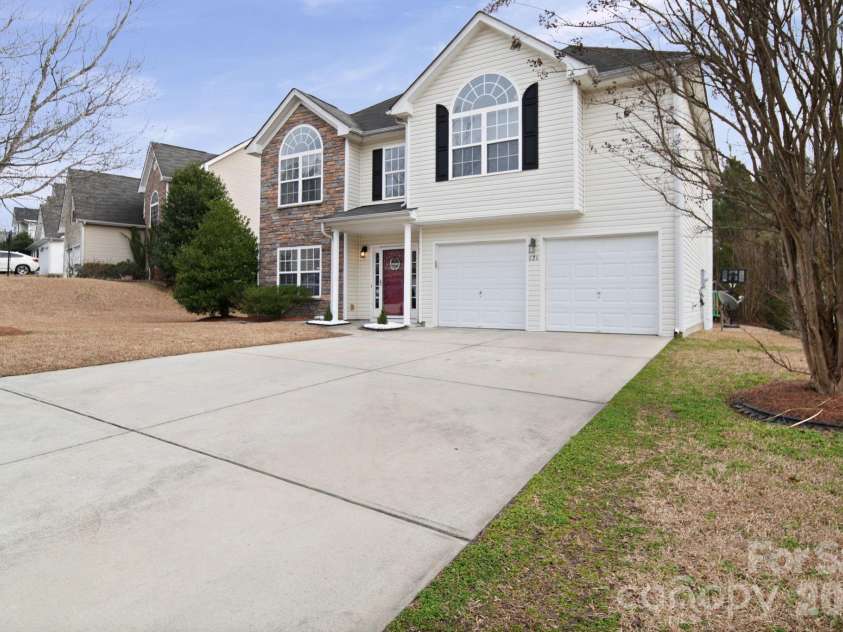 626 Winding Branch Road, Rock Hill, SC 29732.  MLS# CAR4346626, YatesRealty ID 18228. 