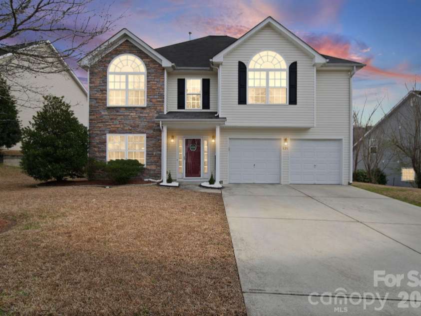 626 Winding Branch Road, Rock Hill, SC 29732.  MLS# CAR4346626, YatesRealty ID 18228. 