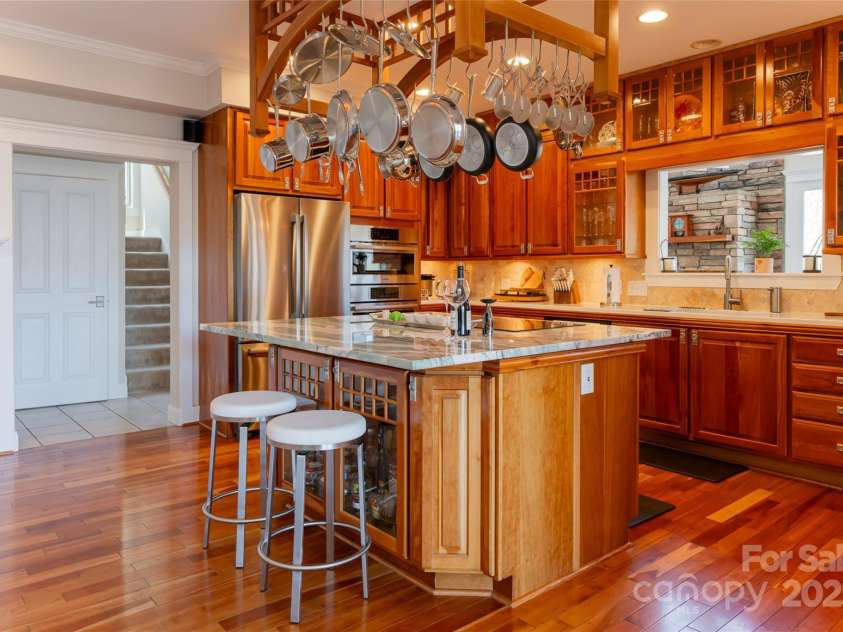 1 Wood Haven Lane, Black Mountain, NC 28711.  MLS# CAR4222686, YatesRealty ID 1823. 