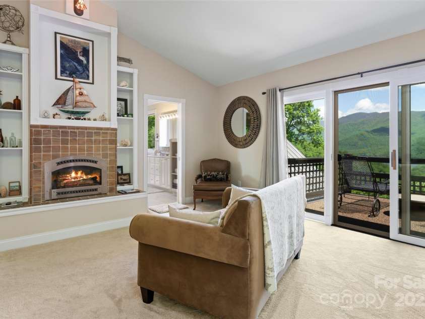 1 Wood Haven Lane, Black Mountain, NC 28711.  MLS# CAR4222686, YatesRealty ID 1823. 