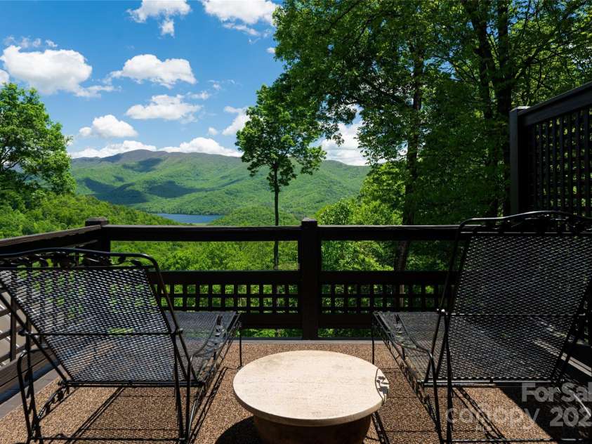 1 Wood Haven Lane, Black Mountain, NC 28711.  MLS# CAR4222686, YatesRealty ID 1823. 
