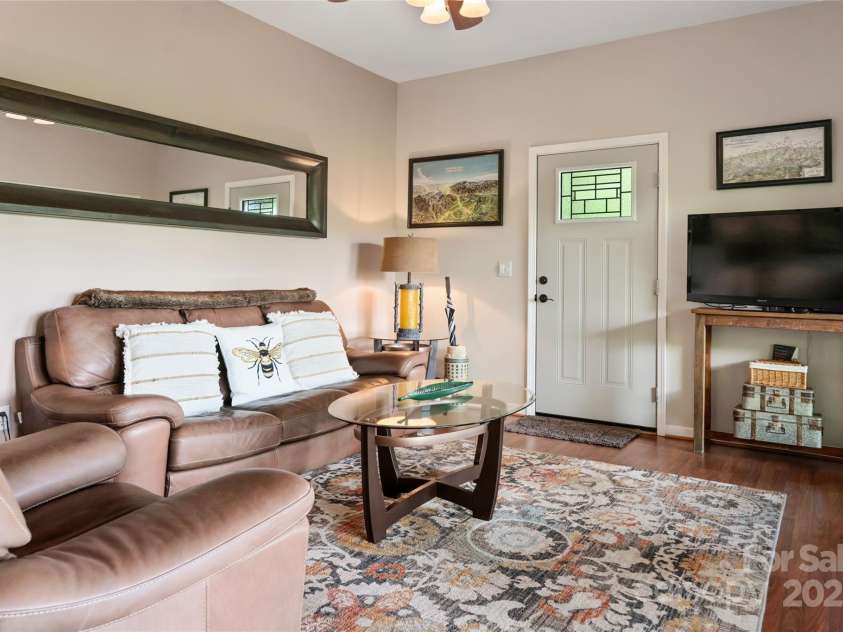 1 Wood Haven Lane, Black Mountain, NC 28711.  MLS# CAR4222686, YatesRealty ID 1823. 