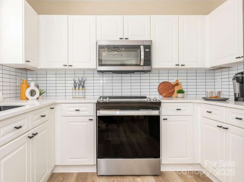 4628 Arthur Way, Rock Hill, SC 29732.  MLS# CAR4244145, YatesRealty ID 18230. 