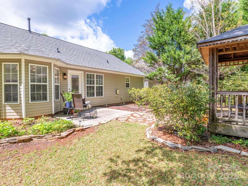 4628 Arthur Way, Rock Hill, SC 29732.  MLS# CAR4244145, YatesRealty ID 18230. 