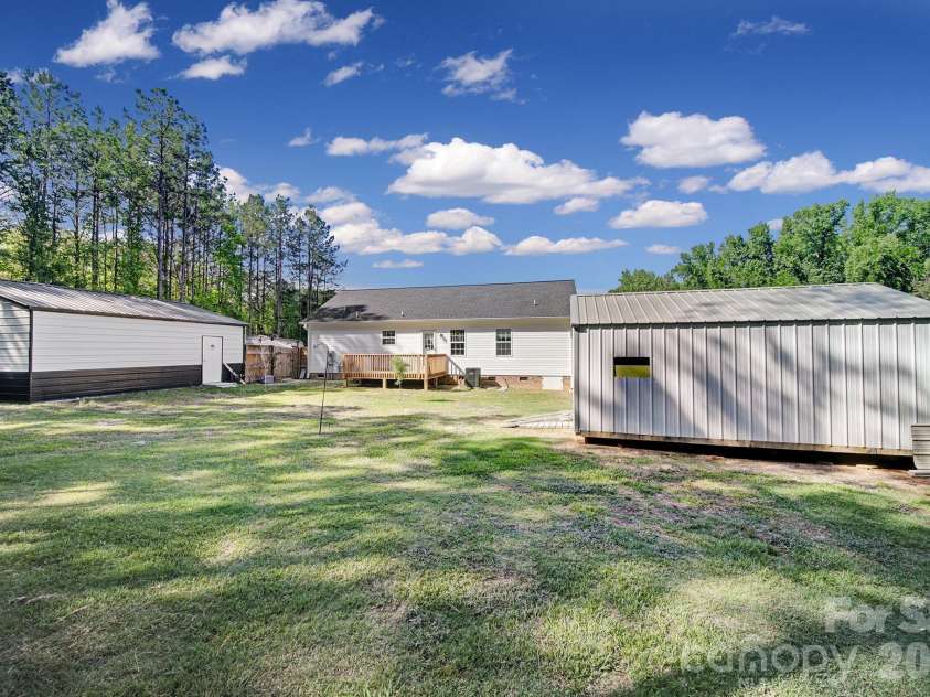6724 Wylie Circle, Kershaw, SC 29067.  MLS# CAR4365272, YatesRealty ID 18230. 