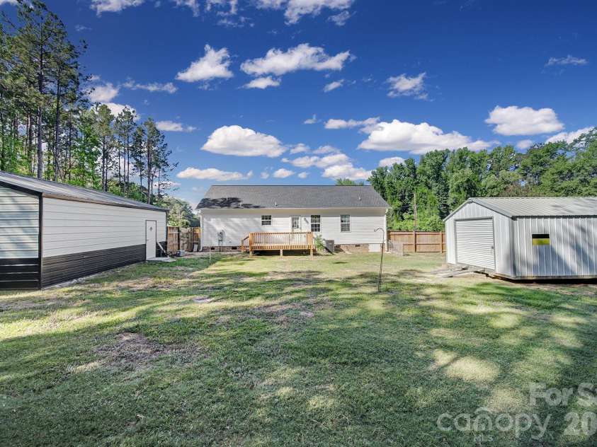6724 Wylie Circle, Kershaw, SC 29067.  MLS# CAR4365272, YatesRealty ID 18230. 