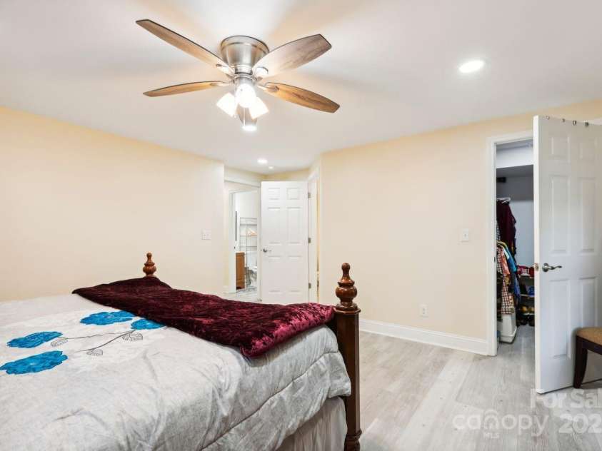 712 Grace Avenue, Kannapolis, NC 28083.  MLS# CAR4252266, YatesRealty ID 18233. 