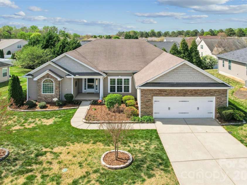 2632 New Haven Street, Concord, NC 28027.  MLS# CAR4358019, YatesRealty ID 18234. 