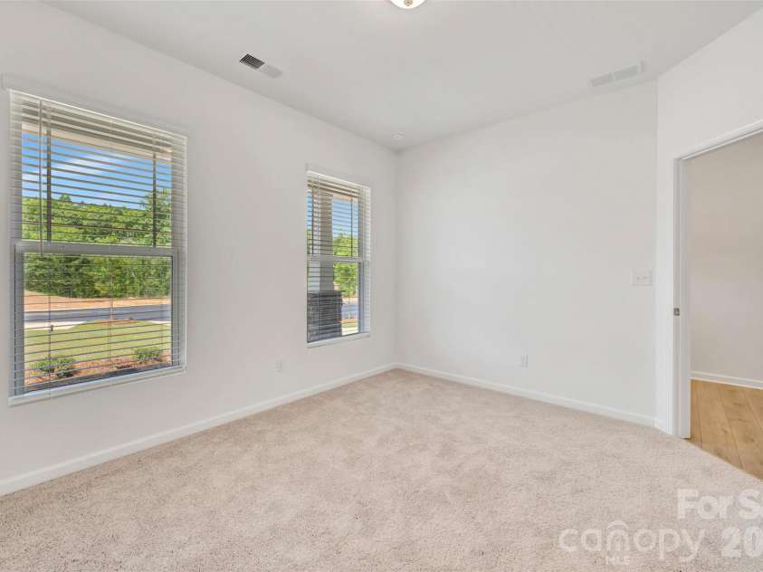 1719 Boulder Ridge Drive, Gastonia, NC 28052.  MLS# CAR4346176, YatesRealty ID 18235. First floor bedroom