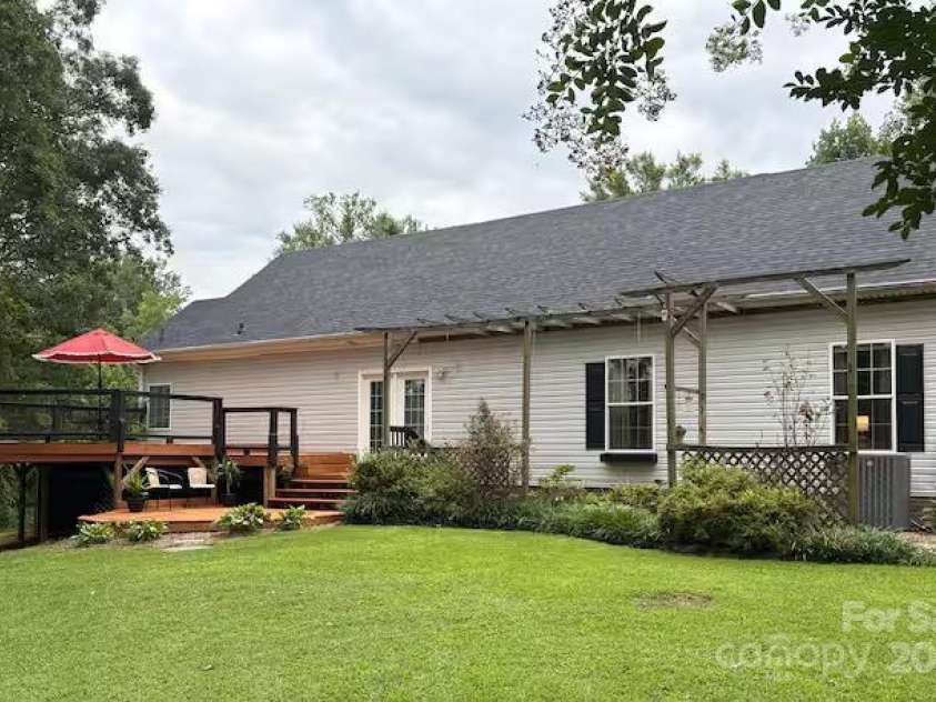 350 French Mountain Drive, Marion, NC 28752.  MLS# CAR4298373, YatesRealty ID 18236. Rear exterior
