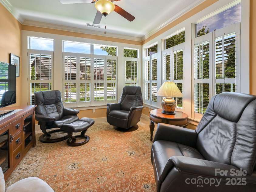 560 Summerfield Place, Flat Rock, NC 28731.  MLS# CAR4262999, YatesRealty ID 18237. 