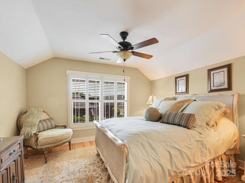 560 Summerfield Place, Flat Rock, NC 28731.  MLS# CAR4262999, YatesRealty ID 18237. 