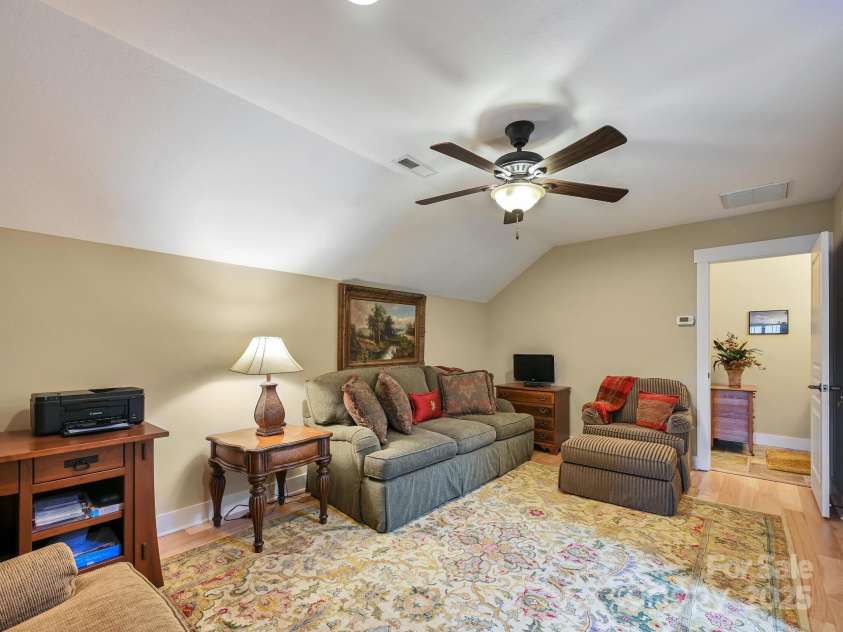 560 Summerfield Place, Flat Rock, NC 28731.  MLS# CAR4262999, YatesRealty ID 18237. 