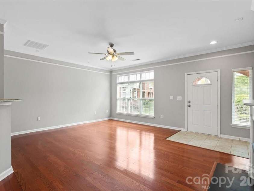 1017 Central Park Circle, Davidson, NC 28036.  MLS# CAR4365961, YatesRealty ID 18238. Gleaming cherry wood floors