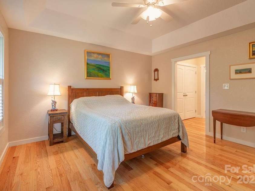 104 Bobby Ridge Drive, Leicester, NC 28748.  MLS# CAR4257247, YatesRealty ID 18239. 