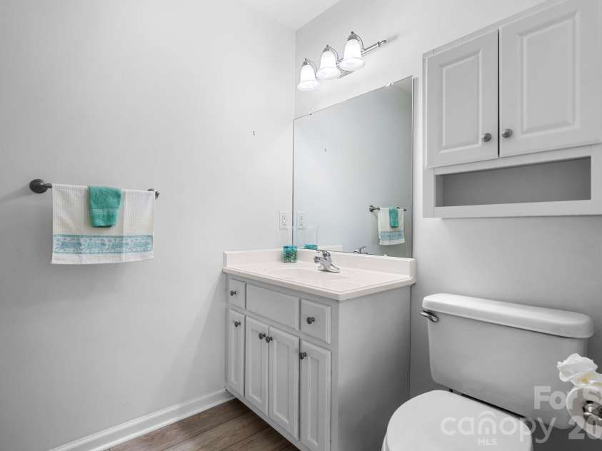 1268 Wexford Village Circle, Lenoir, NC 28645.  MLS# CAR4377541, YatesRealty ID 18240. 